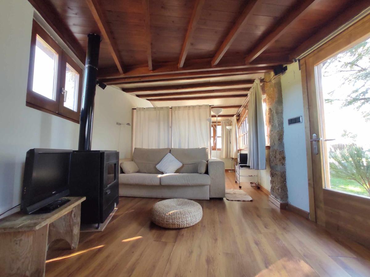 Casita Con Jacuzzi Rectoria De Dosquers Villa Maia de Montcal Exterior foto